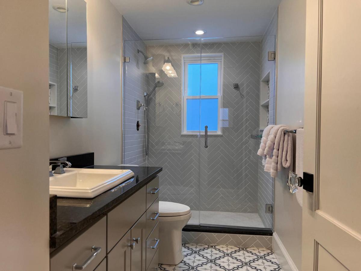 Your Boston Retreat - Great Porches - 2/Br Sleep 6 Everett Extérieur photo